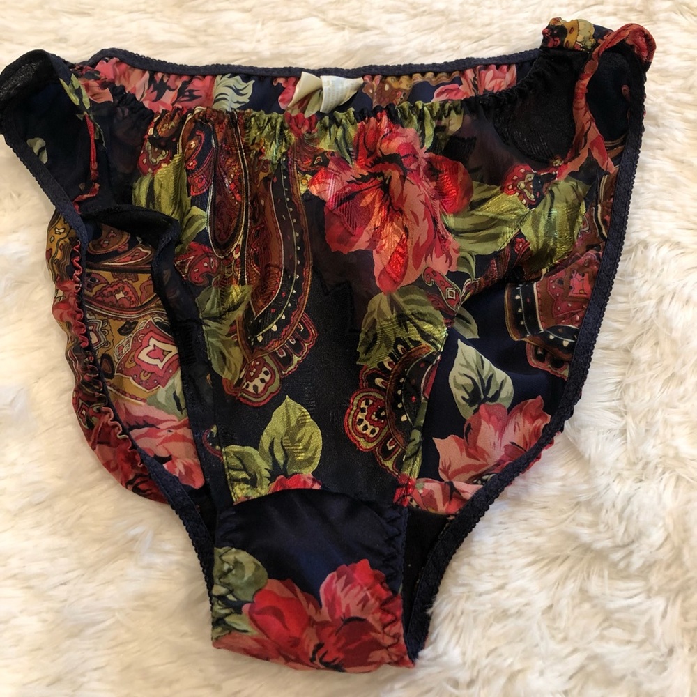 Vintage Victoria’s Secret Babydoll set - Picture 2 of 6